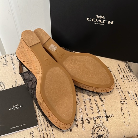 COACH Ferry Signature C Wedge Cork Heel. Jacquard Fabric.  Size 9.5 Black-Smoke - Picture 9 of 17